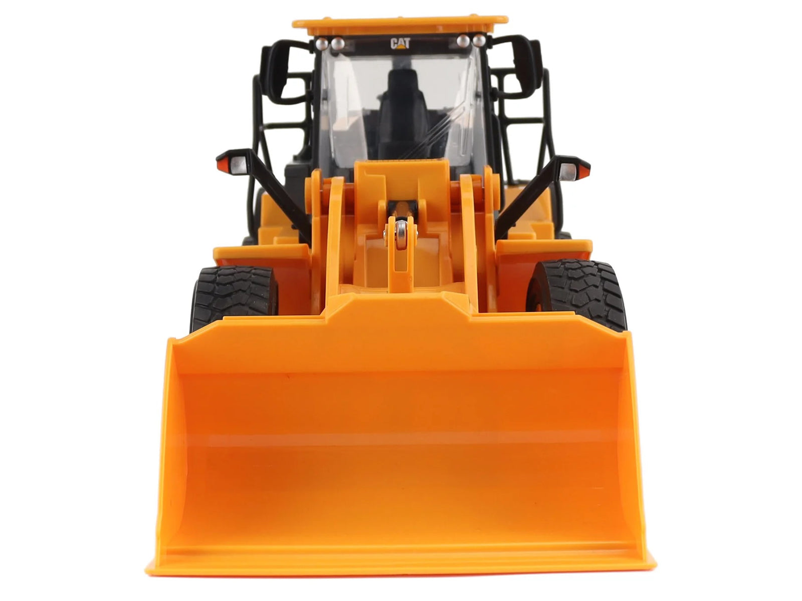 Radio Control CAT Caterpillar 950M Wheel Loader Yellow "Construction RC" Series 1/24 Model by Diecast Masters