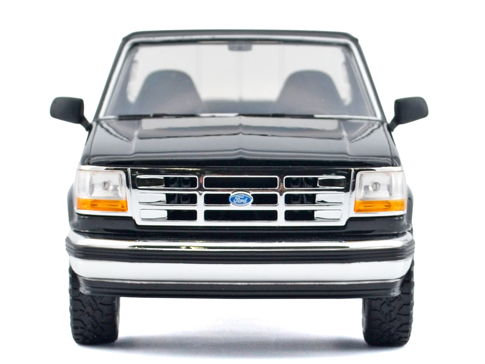1993 Ford F-150 XLT Pickup Truck Black "Timeless Legends" Series 1/24 Diecast Model Car by Motormax