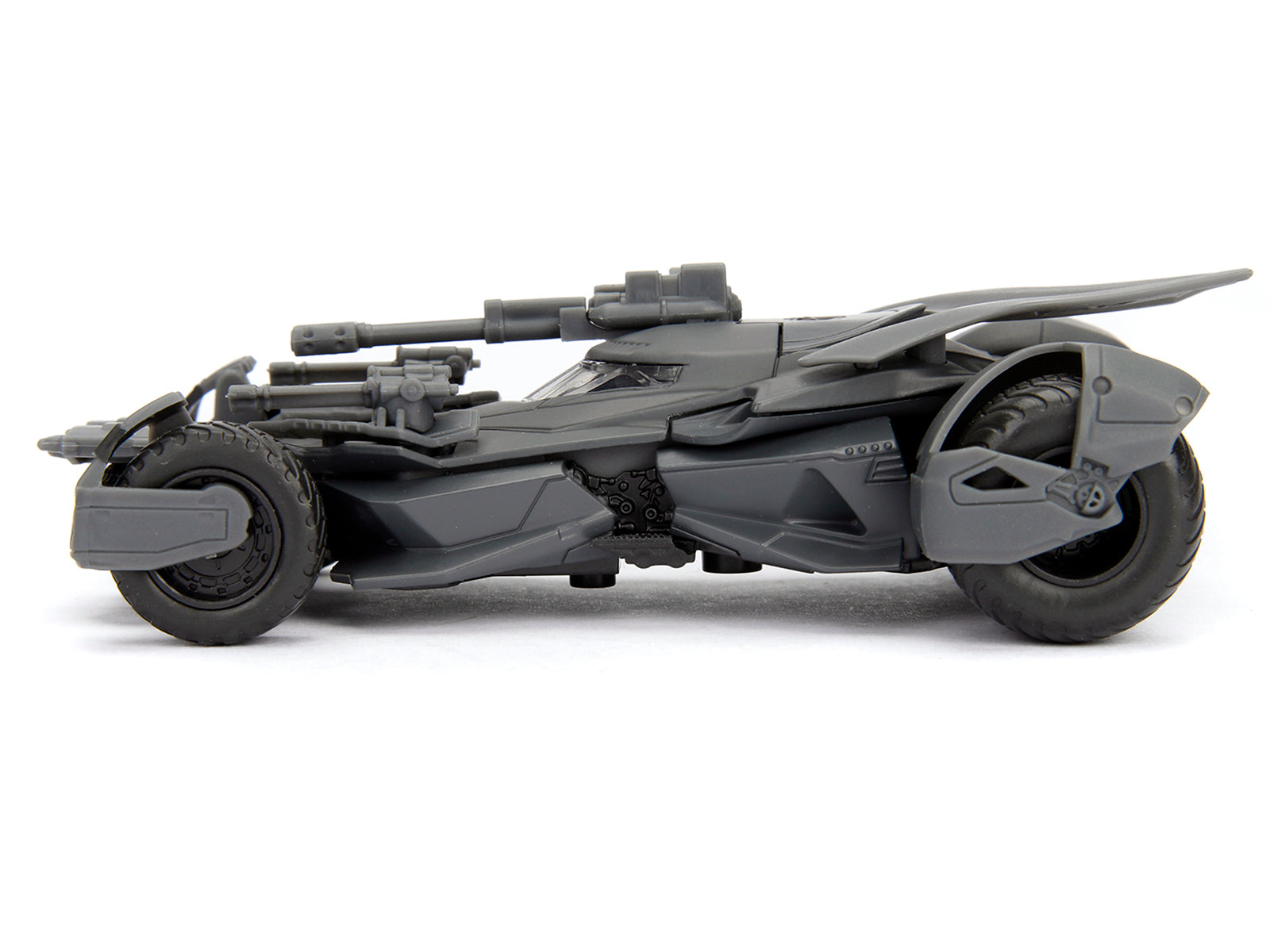 "Justice League" Movie Batmobile 1/32 Diecast Model Car by Jada